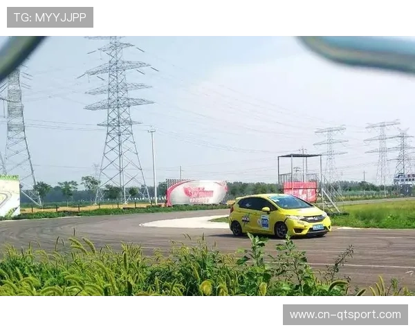 安德烈亚·基米·安东内利在日本铃鹿赛道创造圈速纪录